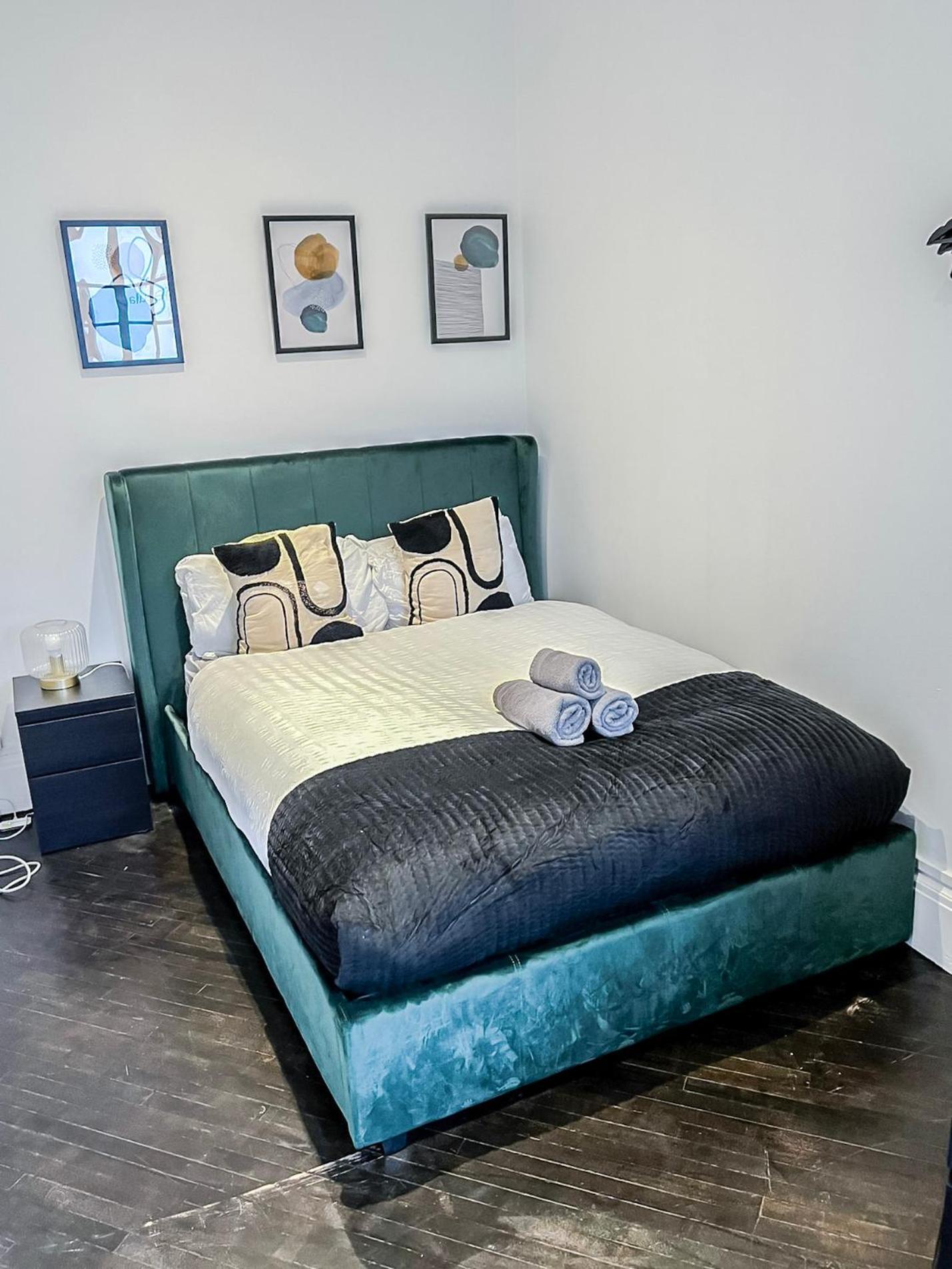 1-Bedroom Apartments In Shoreditch, Old Street, Hoxton London Ngoại thất bức ảnh